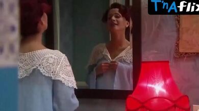 Monica Sanchez Sexy Scene in De Vuelta Al Barrio