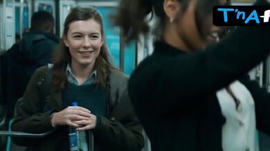 Zita Hanrot Sexy Scene in My Sole Desire