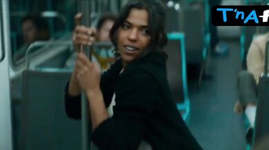 Zita Hanrot Sexy Scene in My Sole Desire