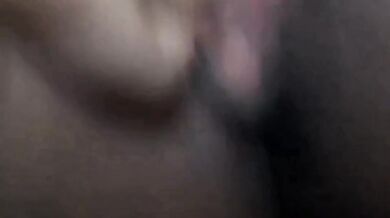 Sola y cachonda????????????