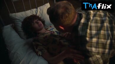 Elena Nikolaeva Sexy Scene in Tri Plyus Tri