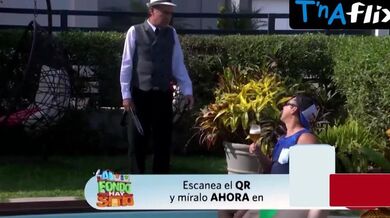 Adriana Campos-Salazar Bikini Scene in Al Fondo Hay Sitio