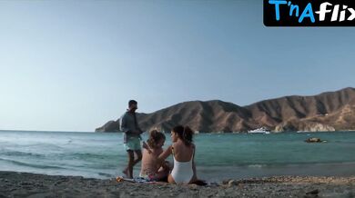 Mariana Mozo Bikini Scene in Medusa (Juana Acosta)