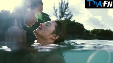 Zoe Saldana Breasts, Bikini Scene in Haven