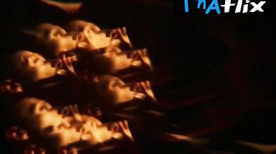Laura Osma Breasts Scene in Gangs Of Milano - Le Nuove Storie Del Blocco