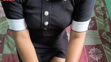 Mili Bhabi - Hot Indian Room Service Girl Tight Pussy Rough Fuck Hindi Dirty Talk