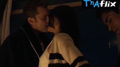 Phillipa Soo Sexy Scene in Doctor Odyssey