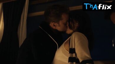 Phillipa Soo Sexy Scene in Doctor Odyssey