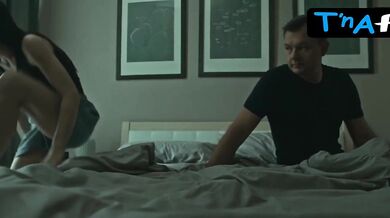 Anastasiya Kuimova Sexy Scene in Gipnozis