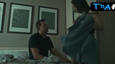 Anastasiya Kuimova Sexy Scene in Gipnozis