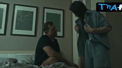 Anastasiya Kuimova Sexy Scene in Gipnozis