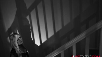 Robin Coffins In Claxxxic Black White Tease Video