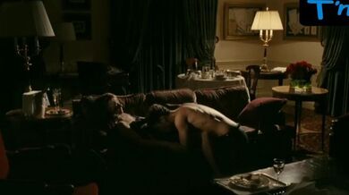 Nathalie Baye Breasts Scene in Cliente