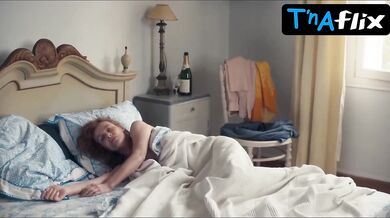 Isabelle Carre Breasts Scene in La Fille D'Un Grand Amour