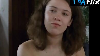 Anna-Katharina Muck Butt, Breasts Scene in Polizeiruf 110