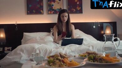 Eva Josefikova Sexy Scene in Sedm Schodu K Moci