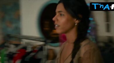 Louise Chevillotte Lesbian Scene in My Sole Desire