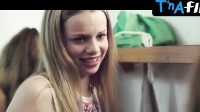 Annina Walt Bush Scene in Amateur Teens