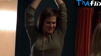 Florence Thomassin Lesbian, Butt Scene in Les Vivants Et Les Morts