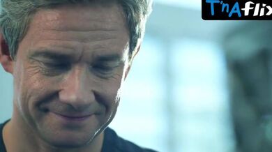 Stephanie Drapeau Butt, Underwear Scene in Startup