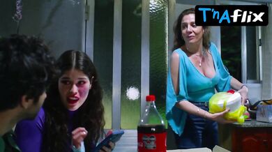 Valeria Lois Sexy Scene in Magic Farm