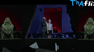 Carolina Hoffmann Butt, Breasts Scene in Illusion