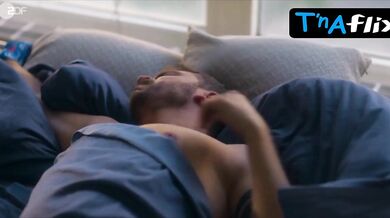 Martina Schone-Radunski Butt, Underwear Scene in Sterben Fur Beginner