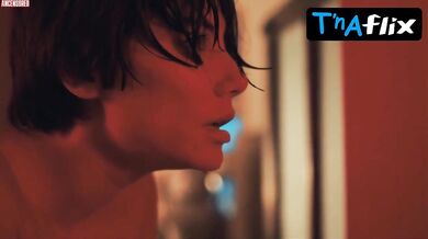 Carolina Carvalho Breasts Scene in A Generala