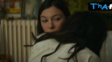 Zita Hanrot Lesbian, Breasts Scene in My Sole Desire