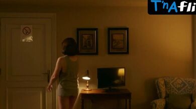 Sara Cozar Breasts Scene in Hondar Ahoak