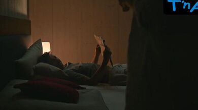 Janina Uhse Sexy Scene in Der Spitzname