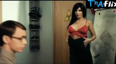 Unknown Breasts, Underwear Scene in Univer. Novaya Obshchaga