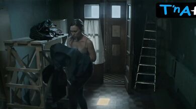 Darya Ekamasova Breasts, Underwear Scene in Slishkom Khoroshaya Anna I Yeshche Tri Istorii O Nas