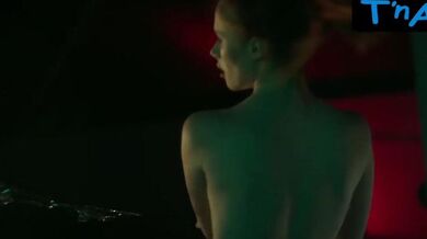 Kaisa Biryulina Butt, Breasts Scene in Eva