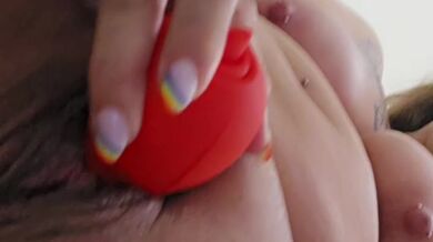 Milf cums hard for you