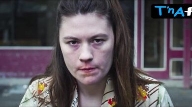 Agathe Lecomte Bush Scene in Bloc B