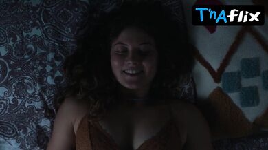 Luana Knoll Breasts, Underwear Scene in Sex Zimmer, Kuche, Bad