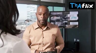 Elizabeth Grullon Sexy Scene in The Catch