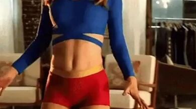 Melissa Benoist Sexy Scene in Supergirl