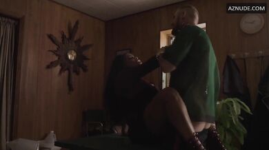 Niecy Nash Breasts, Underwear Scene in Claws