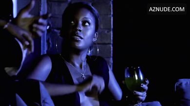 Reagan Gomez-Preston Breasts Scene in Trois: The Escort