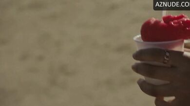 Kota Johan Bikini Scene in Tendaberry