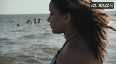 Kota Johan Bikini Scene in Tendaberry