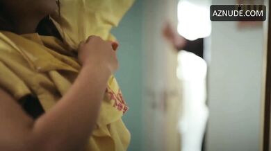 Subhati Das Breasts, Bikini Scene in Sarkaaye Lo Khatiya