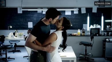 Ashley Noel Butt, Breasts Scene in Femme Fatales