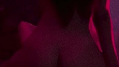 PERFECT BODY BABE RIDING DICK HAVING AN ORGASM