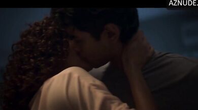 Shweta Basu Prasad Sexy Scene in Shweta Basu Prasad, Zarin Shihab, Aahana Kumra India Lockdown Hot Scene Compilation