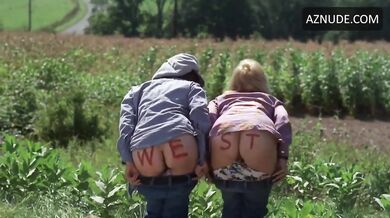 Sandra Peabody Butt, Breasts Scene in Teenage Hitchhikers