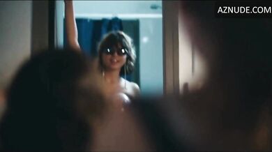 Berta Prieto Thong, Underwear Scene in Autodefensa