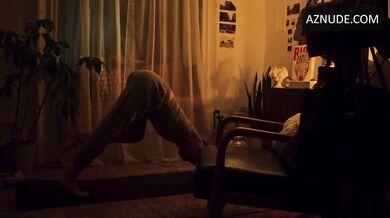 Jenna Kanell Sexy Scene in Feign